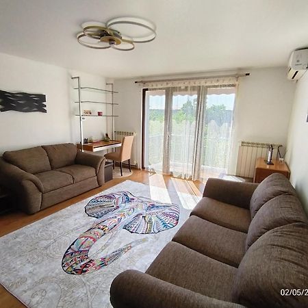 קריובה Arka Apartment מראה חיצוני תמונה